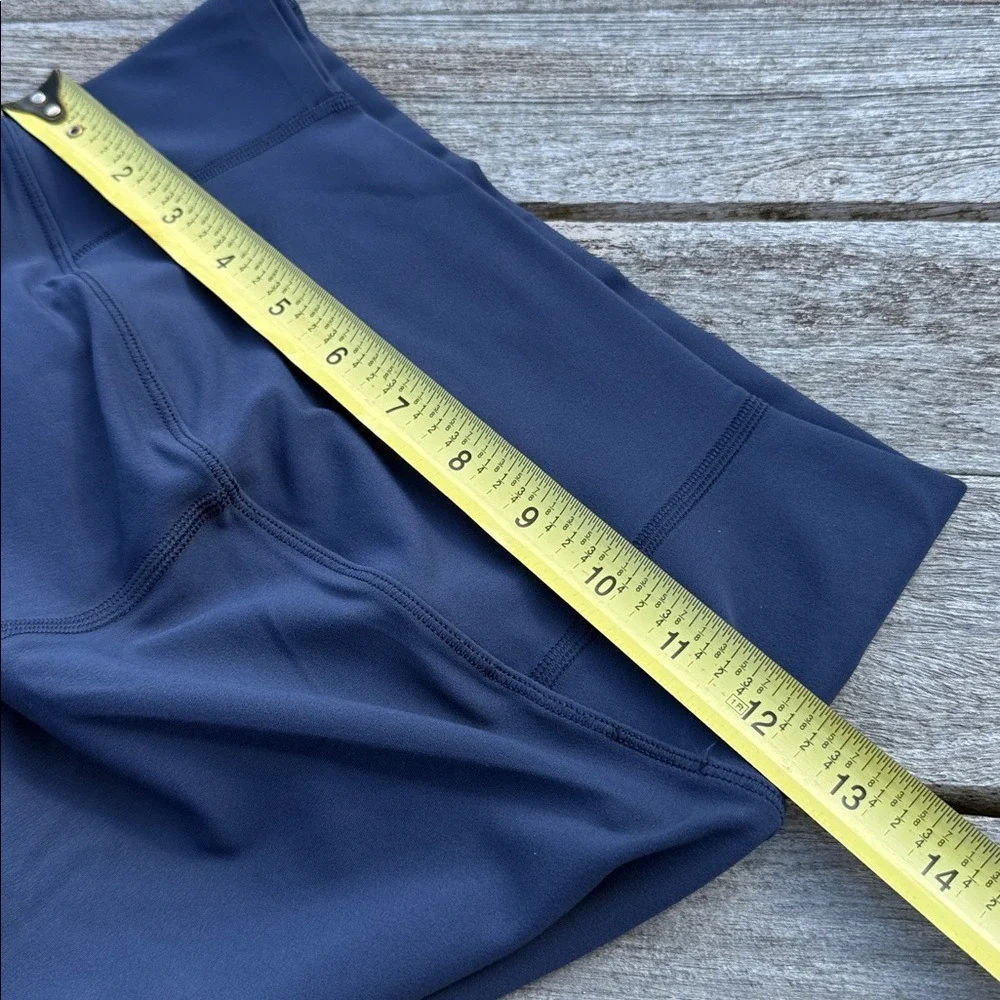 Vuori AllTheFeels legging size Small NWT BLUE COAST - Picture 4 of 5